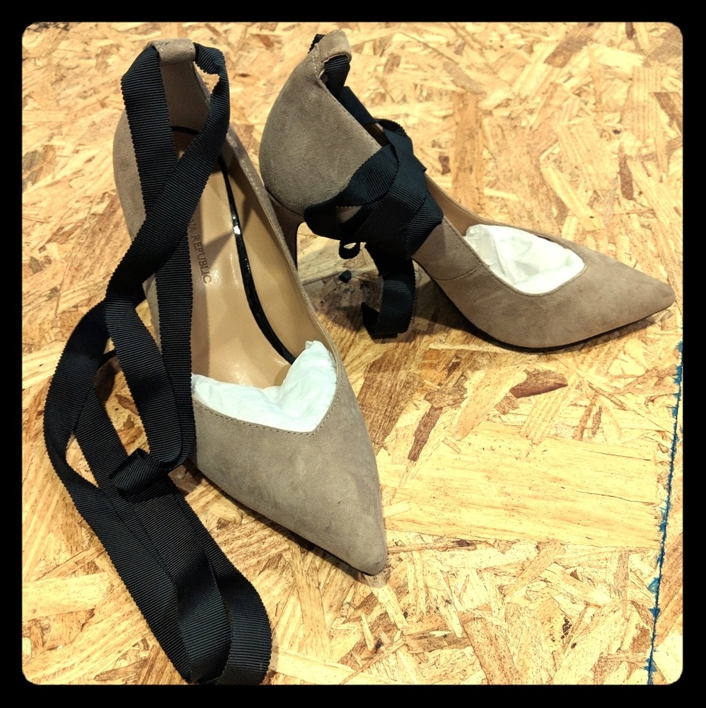 Banana Republic Maisy Pumps